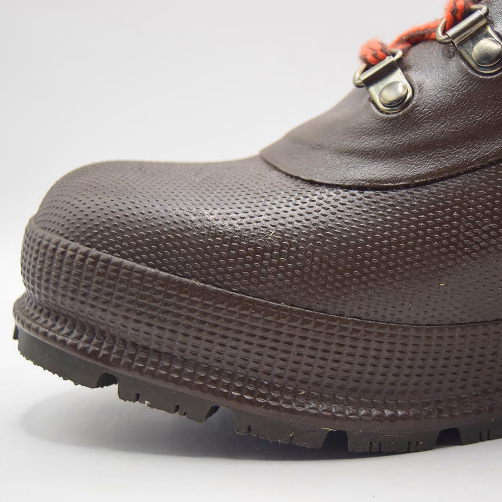 Harris Dryboot waterproof rubber ankle boot in detail.
